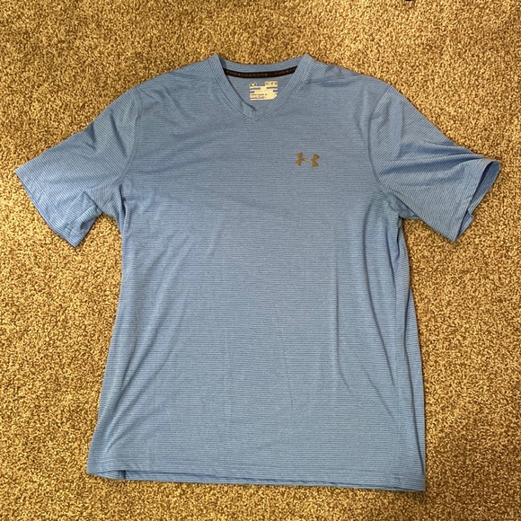 Light blue Under Armor v-neck t-shirt. - Picture 1 of 2